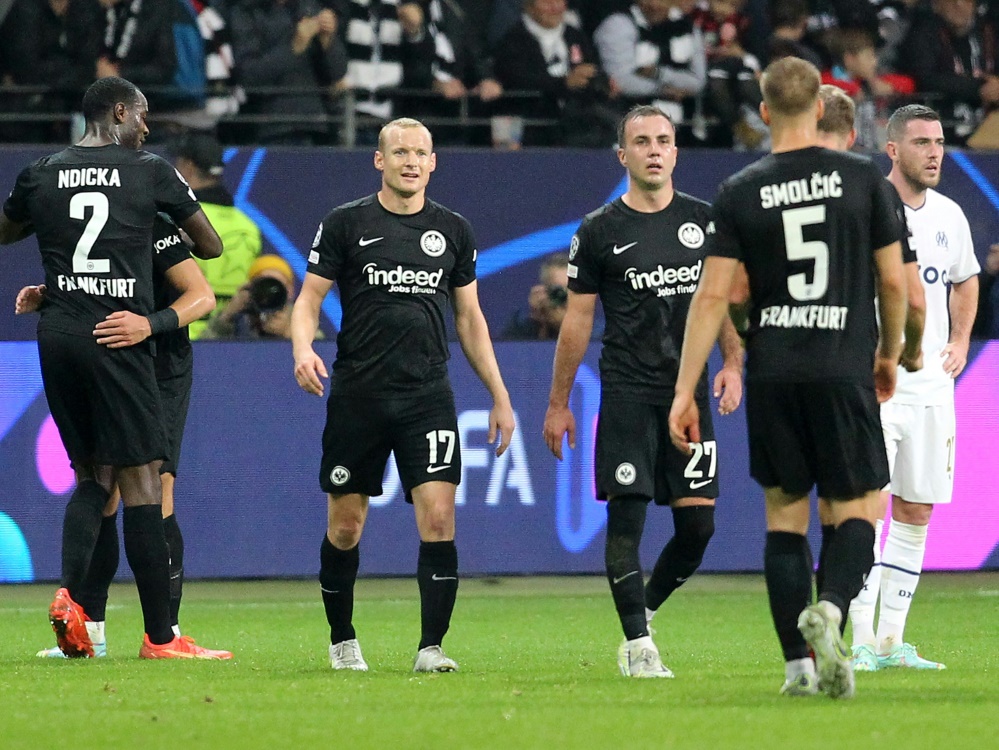 Frankfurt hat das Weiterkommen in der eigenen Hand (© AFP/SID/DANIEL ROLAND)