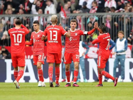 Bild: Bayern gewinnt klar gegen Bochum (© FIRO/FIRO/SID/)