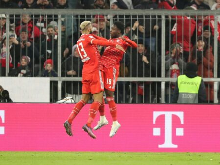 Bild: Die Bayern lassen Union beim 3:0 keine Chance (© FIRO/FIRO/SID/)