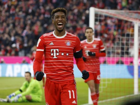 Bild: Coman könnte zum Topspiel gegen Union wieder fit sein (© AFP/SID/MICHAELA REHLE)