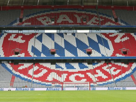 Bild: Bayern München liegt weltweit vorn (© FIRO/FIRO/SID/)