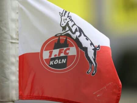 Bild: Dem FC Köln droht laut Bild-Zeitung eine Transfersperre (© FIRO/FIRO/SID/)