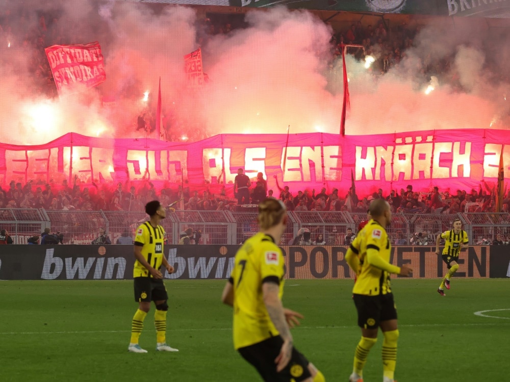 Fanforscher über Pyrotechnik: "Bedürfnis, Regeln Zu Brechen"