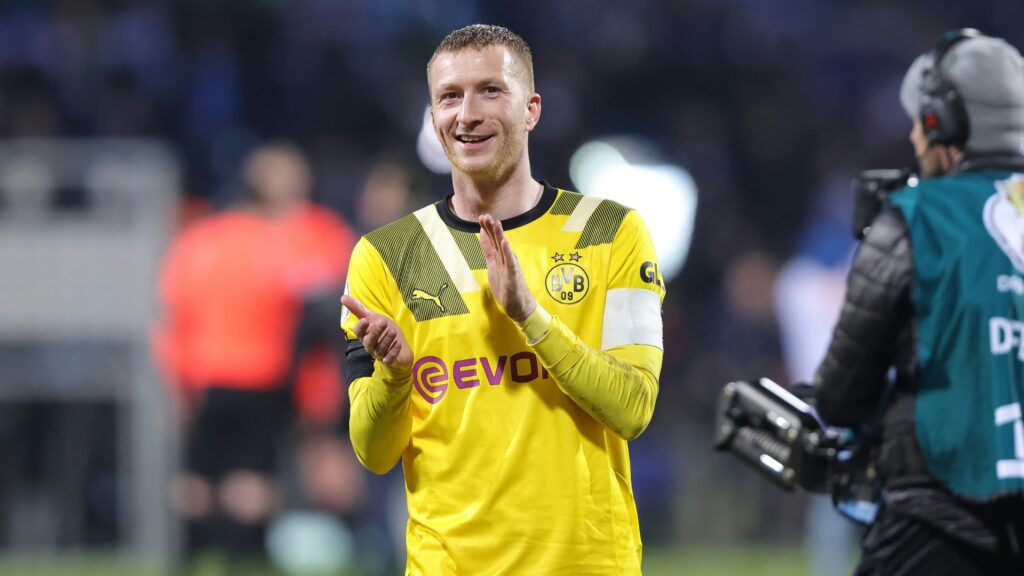 Bild: Marco Reus verlängert seinen Vertrag bis 2024 (© FIRO/SID)