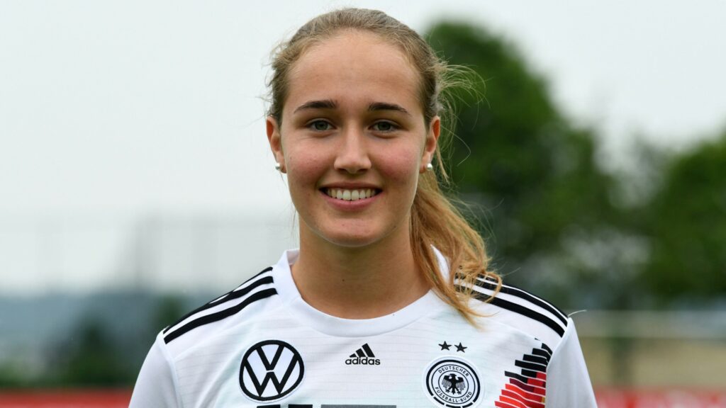 Bild: Sydney Lohmann will die DFB-Elf nach Sydney führen (© AFP/SID/CHRISTOF STACHE)