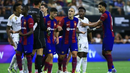 Bild: Kein normaler Test: Barca schlägt Real (© AFP/SID/ARIC BECKER)