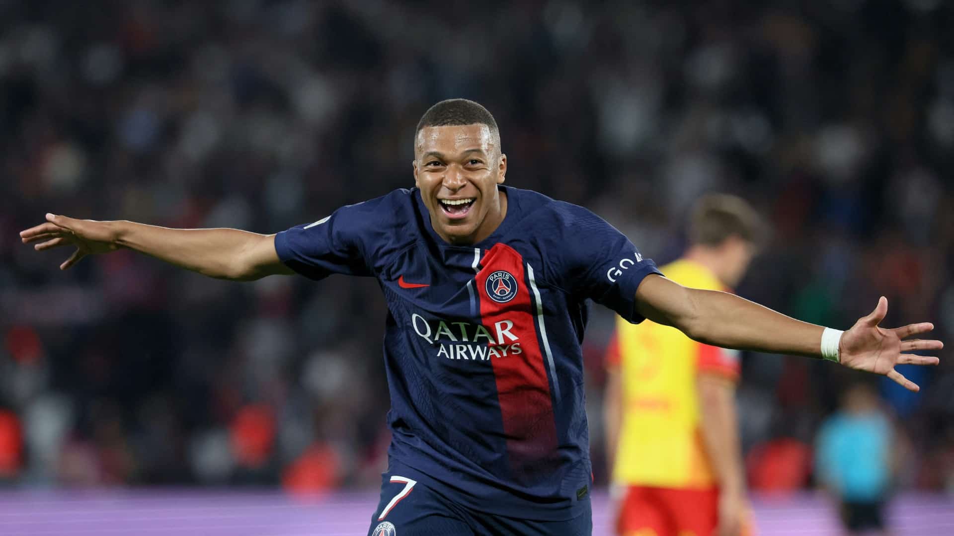 Mbappe Double Pack: PSG’s First Season Win as Kylian Mbappe Shines