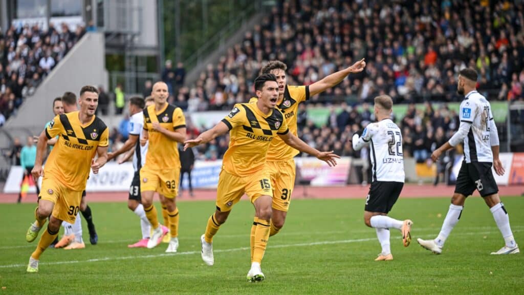 Foto: Dynamo Dresden siegt im Spitzenspiel beim SSV Ulm © IMAGO/H. Langer/SID/IMAGO/H. Langer