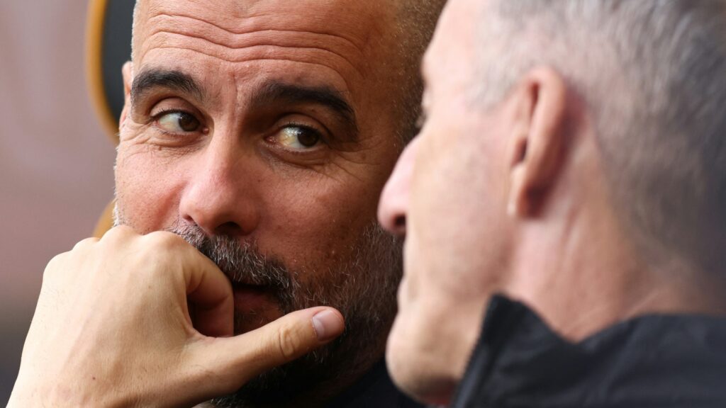 Foto: Muss sich in Geduld üben: Pep Guardiola © AFP/SID/DARREN STAPLES